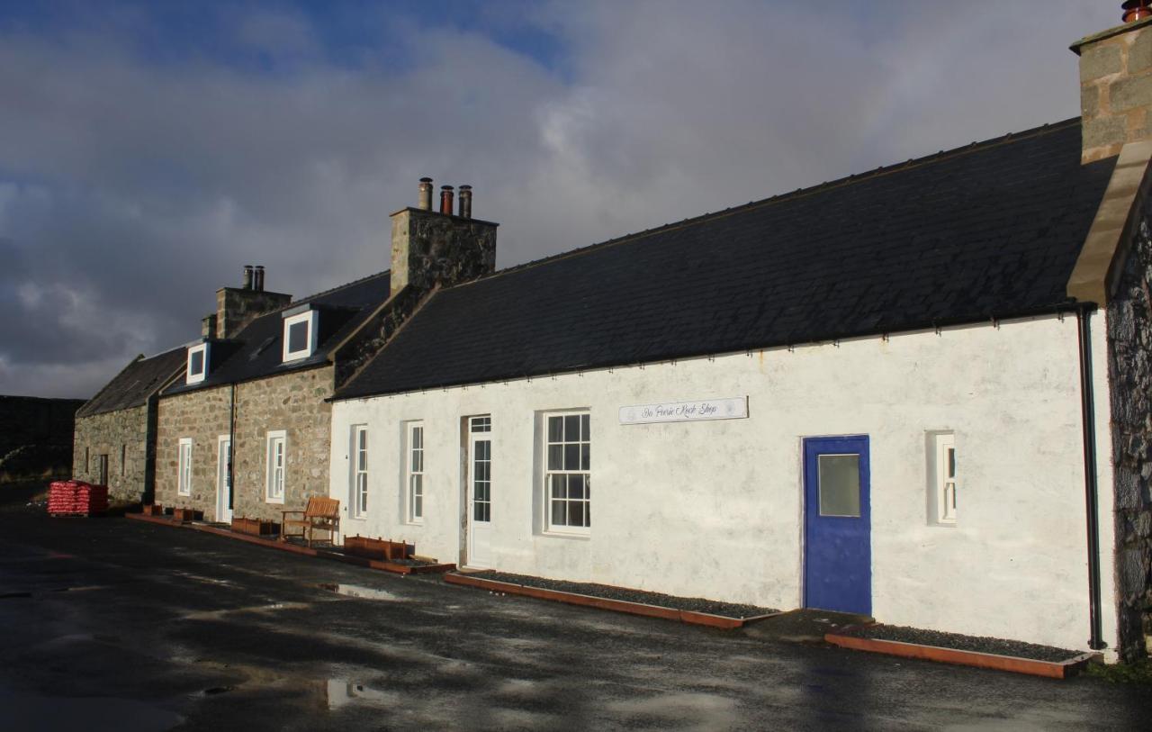 The Uyeasound Old Pier Cottage Belmont  Exterior photo